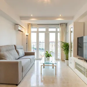  Apartamento Charming 3 Bedroom At Triana Center By Oui