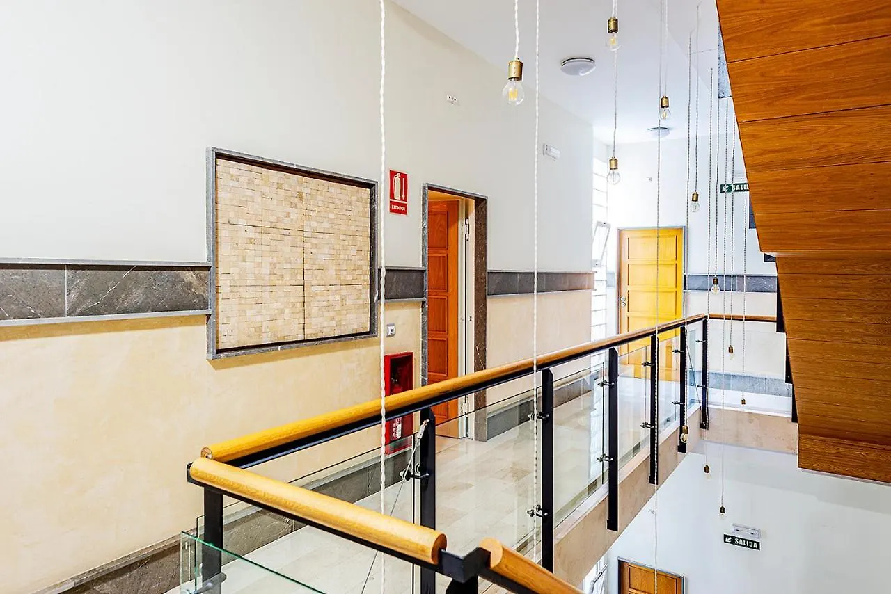 Alohamundi Sierpes Apartment Seville