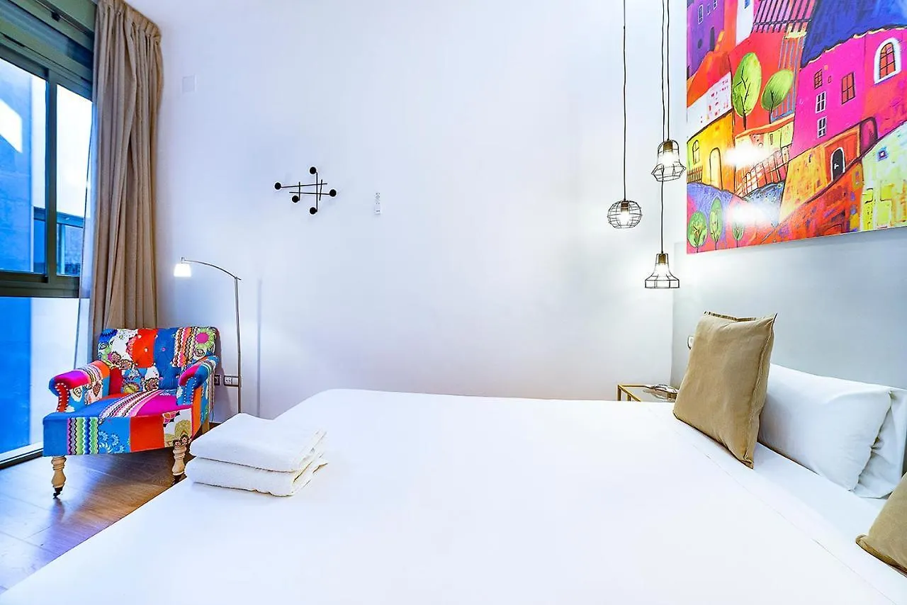Alohamundi Sierpes Apartment Seville