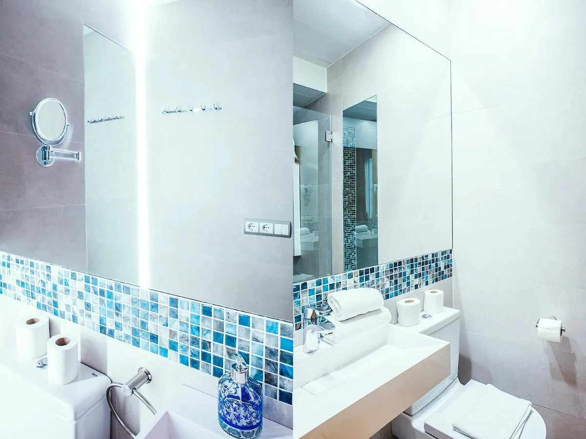 Alohamundi Sierpes Apartment Seville